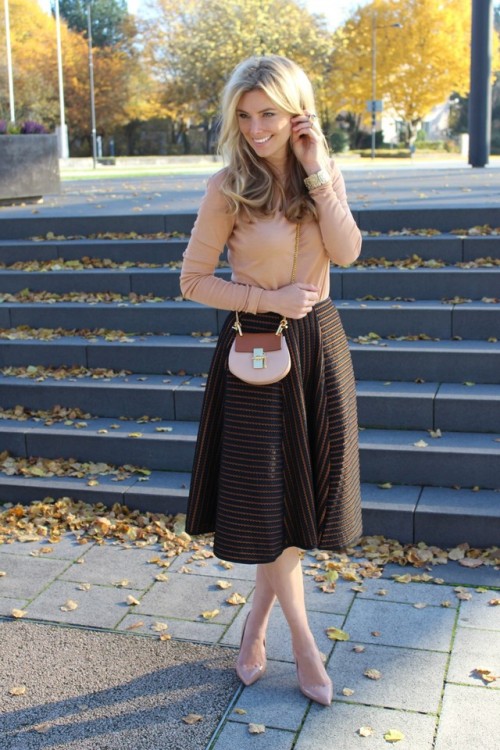 fashion, nude, street style, ootd, fashion blogger, smile, blonde, pumps from HeelsFetishism