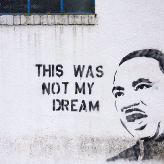 REBLOG IF YOU SUPPORT PEACE, HOPE, LOVE & HAPPINESS