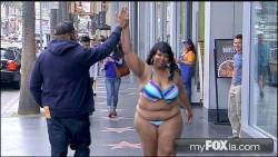 l20music:fatshitcray: datzhott:  Plus-Sized Woman Rocks Bikini