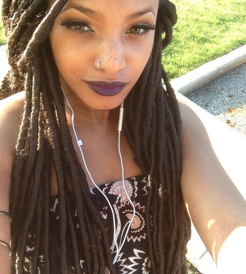 phreak69:  ounceofneptune:  i-farted:  blackgirlsrpretty2:  SPOTLIGHT : http://lust-in-her-eyes.tumblr.com/