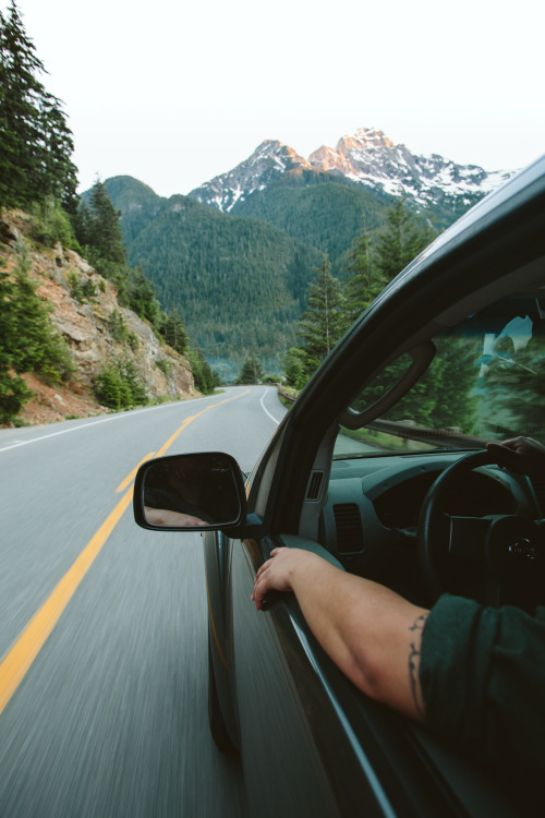 alohacrabs:Let’s go for a drive.Photo by:  @alohacrabs | vincentcarabeo.com