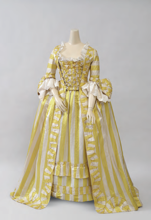 fripperiesandfobs:Robe à la française ca. 1750From Cora Ginsburg