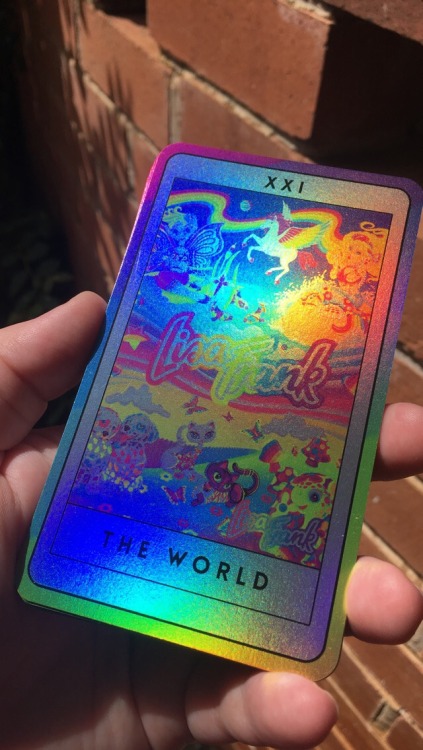 ynnesidyad:robogal328:aqono-luna:ynnesidyad:Holographic Lisa Frank Major Arcana Tarot Cards ❤️http:/