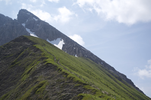 Rüfispitze, Lech. 2632m First walk with the folks this summer.