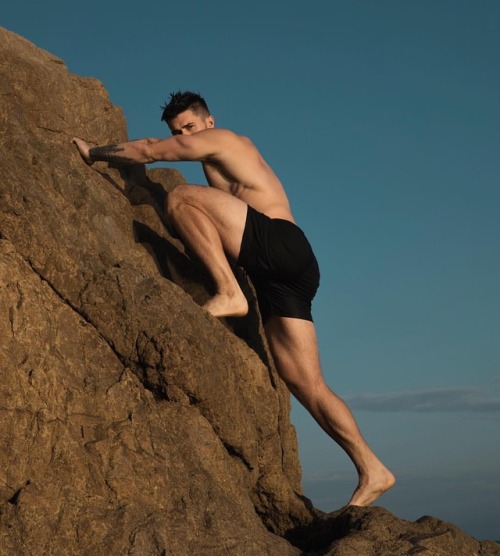 sometimesquicklysometimesslowly: social climbing | @ryanpfluger (at Malibu, California)