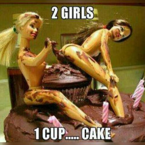 Mmm, cupcakes! 😋🍫🍦👭💩👯😏🤣 #cupcakes #girls #twogirlsonecup #2g1c #2girls1cup