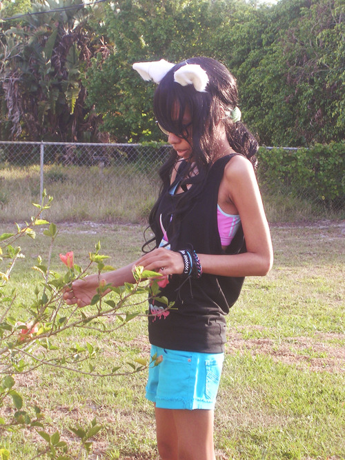 I did a Casual Jade cosplay today !! This was so much fun, I’ve been wanting to wear this outfit since I got it. I actually wore this out while running errands today but I couldn’t get any good shots since people kept getting in the way LOL