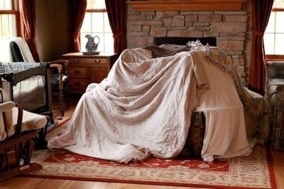 chi3f-william:Blanket forts are the bomb.
