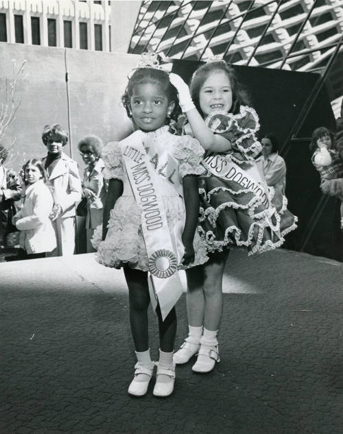  Sonja Scott being crowned ’Little Miss Dogwood’  by Twilla Priutt, in Atlanta, Georgia 