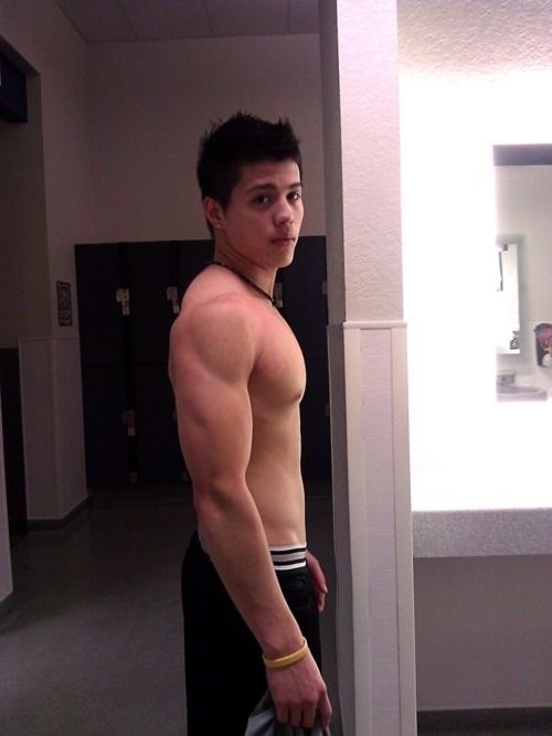 bikerbrah:  Cutie, would totally pound him HARD