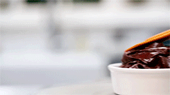 havocados:  healthymaddy:  Raw Vegan Chocolate Avocado Pudding (x)  