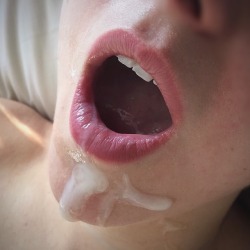 hotcumslutcouple:  Such a pretty mouth, especially