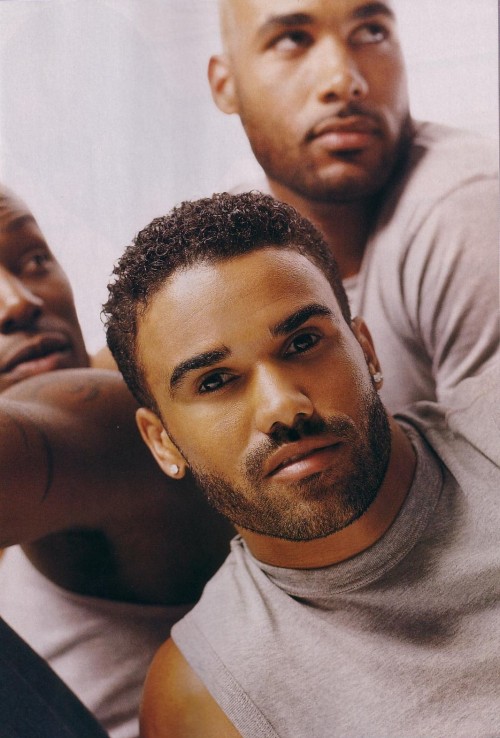 sbrown82:  Lawd Jesus, 3 fine men?……Where can I find this issue of Essence? 