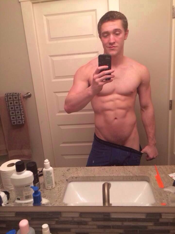 edcapitola:  arranrayy:  Ty who ever sent this :)  Follow me at http://edcapitola.tumblr.com