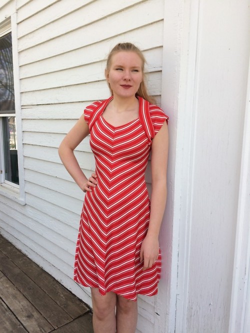 https://www.etsy.com/listing/612373123/red-white-chevron-striped-dress-70s