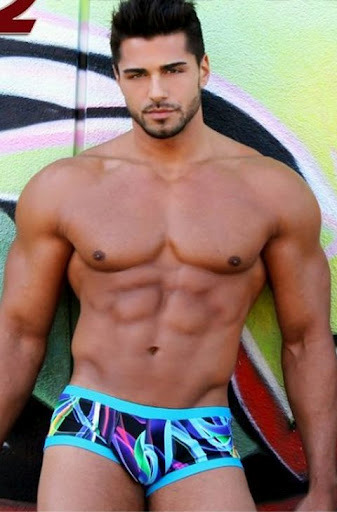 vinruss:  meltdownbitchleader:  Male model from Austria, Kenan Engerini. His statistic :