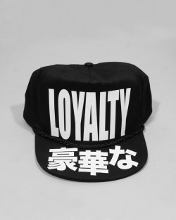 h1blog:  LOYALTY SNAPBACK 