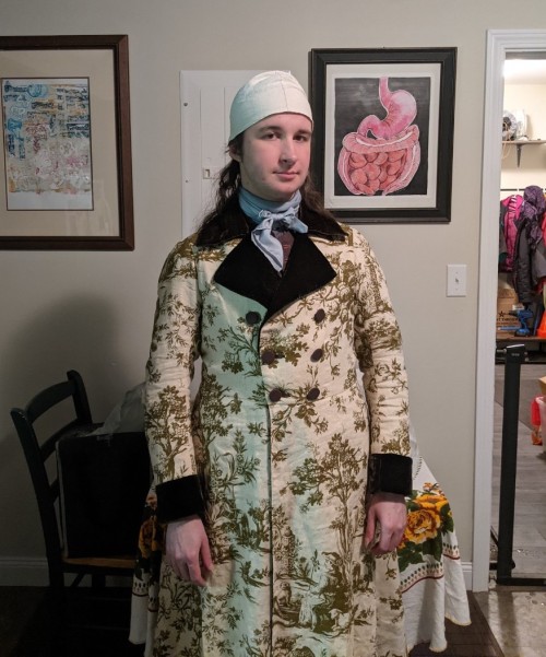 vincentbriggs:I finished my linen toile dressing gown! It’s a practice one for the patchw