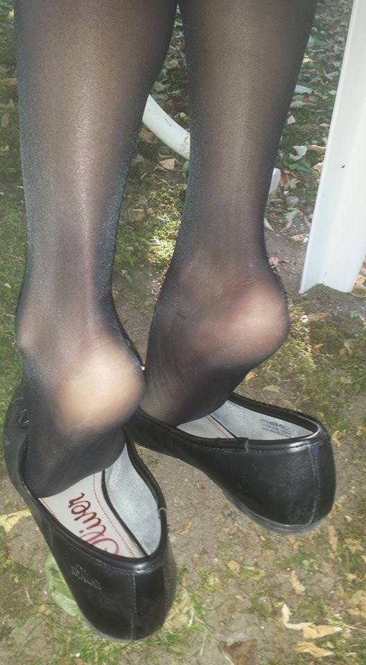 Nylon & Feet