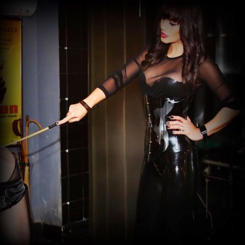 mistressnatalie:  A slut doesn’t need to be forced. But that doesn’t mean i love to force a slut! … 