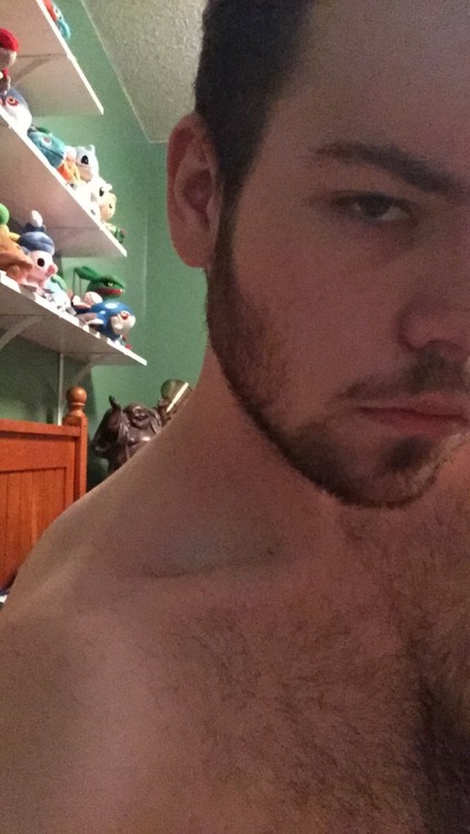 skyslut:  20 minutes into pokedoll collecting and chill and he gives you this look 