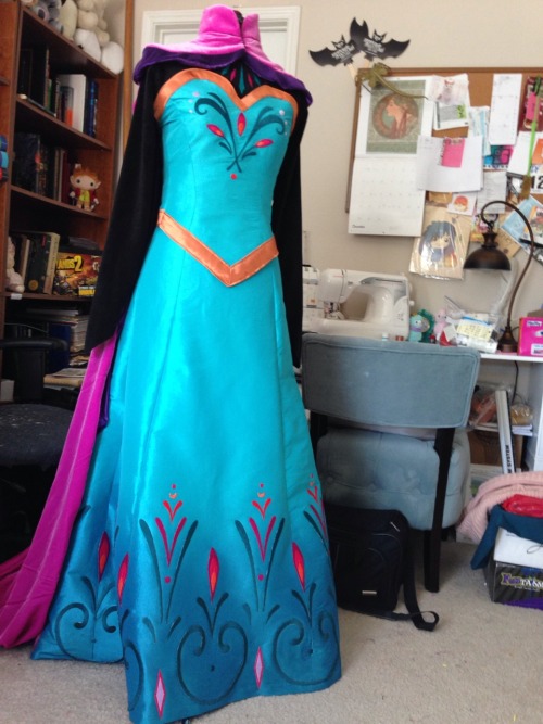 aelynn:kennadeek:alpacaash:More Elsa progress. I didn’t get to go to Katsu because of the weather, b