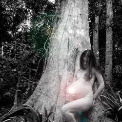 prettypreggiethings:  http://prettypreggiethings.tumblr.com/  #pregnant #beautiful pregnant #pregnant nude