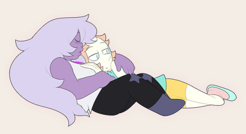 missgreeneyart:Agreed, there needs to be more snuggling. 