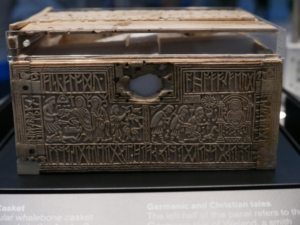 thesilicontribesman:  Anglo-Saxon Franks Casket, made from whale bone and depicting