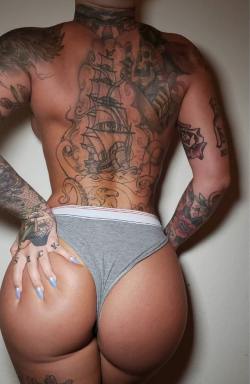 houseofabs:Christy Mack