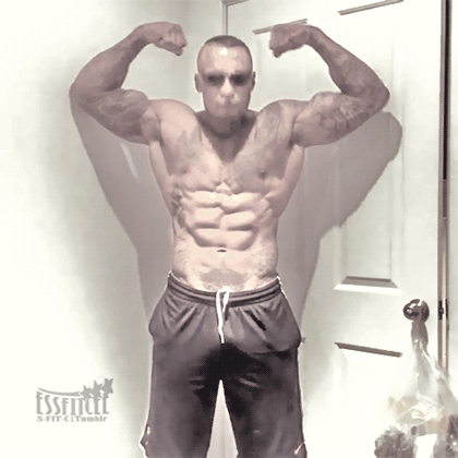 essfitcee:  David, flexing.  