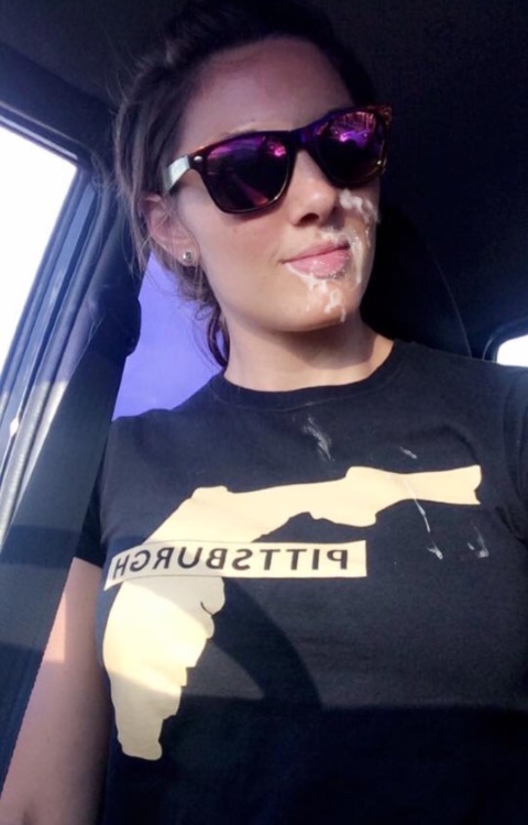 jjd3005: wwiim1506:  Post blowjob selfie♠️♠️  Too bad you didn’t get a pic of th