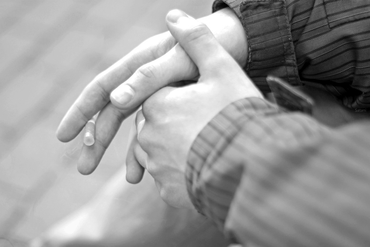 s-a-t-a-n-i:  s-a-t-a-n-i:  .  ♥