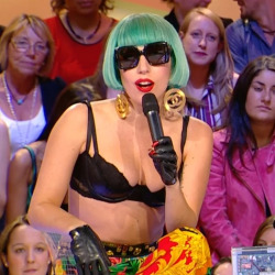 everygagalook: 15 june 2011 le grand journal