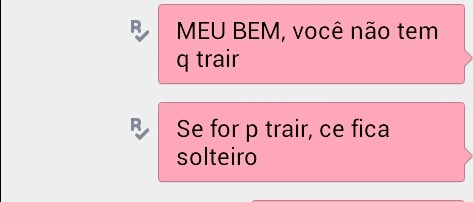 Ela é intensidade da cabeça aos pés