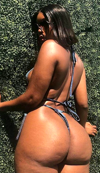 blackbonnielovesyou:neicachorrao:SoBombChocolate 🖤😍💋