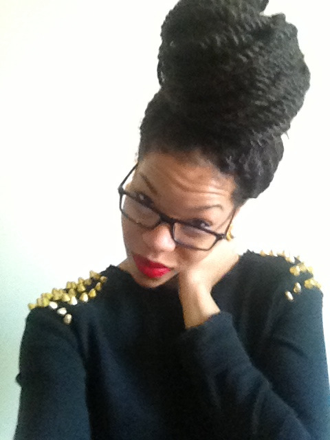 naturalhaireverything:  High bunned havana’s and spiked sweaters. :p 