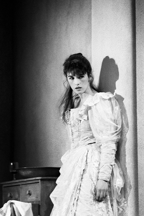 sharontates:  Isabelle Adjani performing in the August Strindberg play ‘Miss Julie’ at the Théâtre É