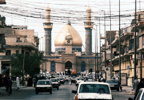 aliirq:Shrine of Imam Hussein in the holy city of Karbala, Iraq, 1999.© PATRICK BAZ