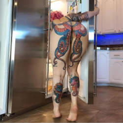 sensual-dominant:  sexygorgeouskitchen: ♂♐️