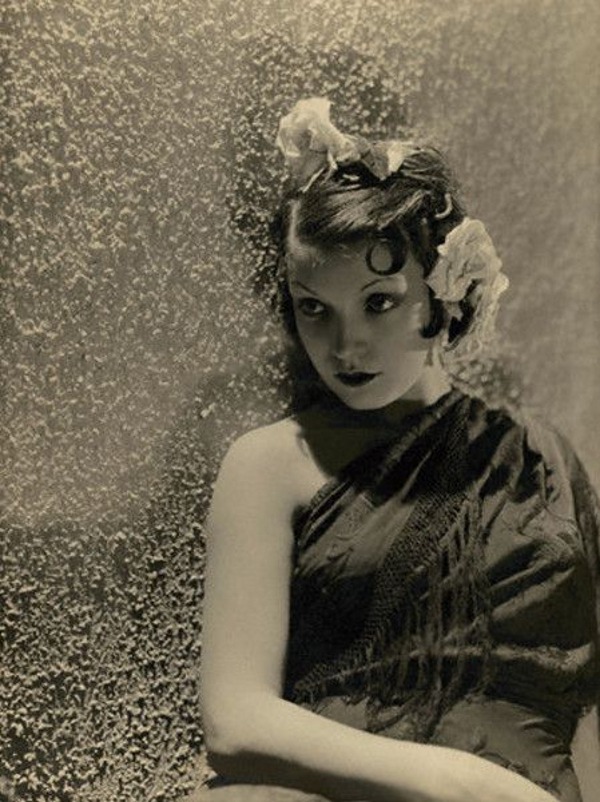 Conchita Montenegro 1929