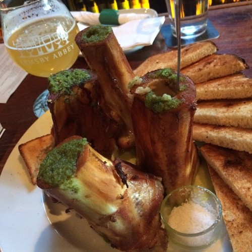 Dem smoked marrows, doe&hellip; Paired with a beautiful @oxbowbeer Grizacca. #MEbeer #oxbow #bon