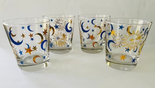 littlealienproducts:  Vtg Anchor Hocking 4- On the Rocks Glasses from Shopvintageallday