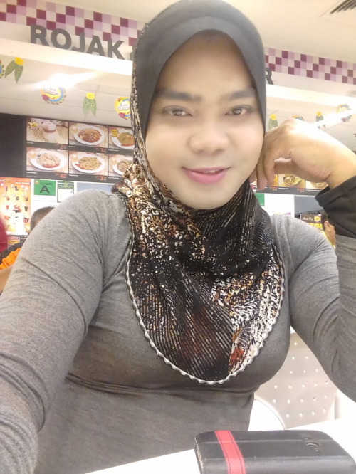 sayazanasuzanna: Jom teman zana mkan lapaq lak.. Jommm