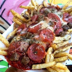 yummyfoooooood:  Pizza Fries