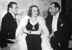 wehadfacesthen:  Douglas Fairbanks, Jr., Marlene Dietrich and Fritz Lang at a party in Hollywood, 1937 