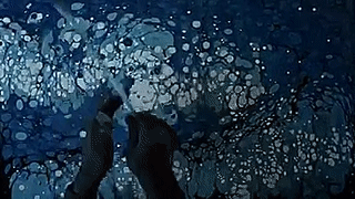 imightbewronggg:  iridescent-vibez:  sixpenceee:  Van Gogh on water, that’s amazing!