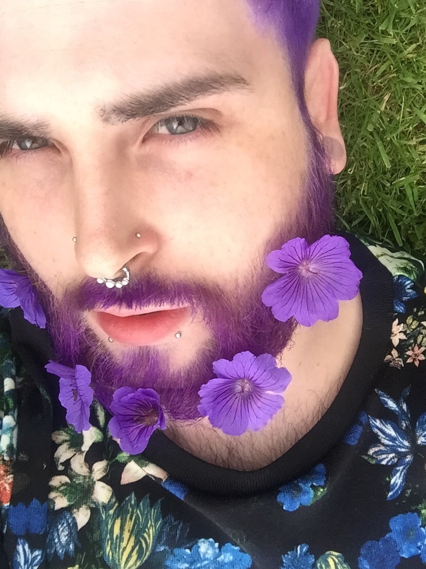 kiimon:  Flower aesthetic?? 💜
