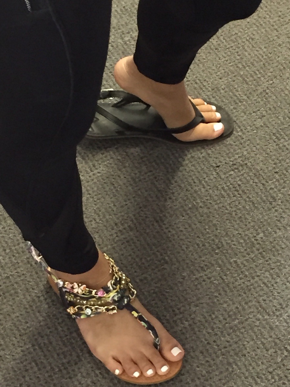 buntoes:  happy saturday!!! 😍😘💵👠👗