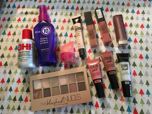 matertixlistix:  small walmart/cvs newbie haul total 120?? too lazy to total tbh